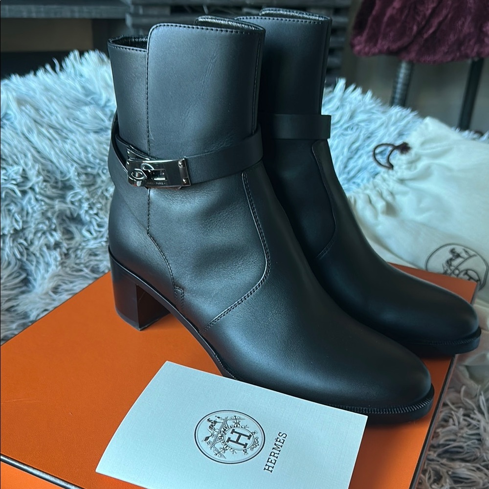 Hermès Black Leather Ankle Boots - Picture 2 of 9